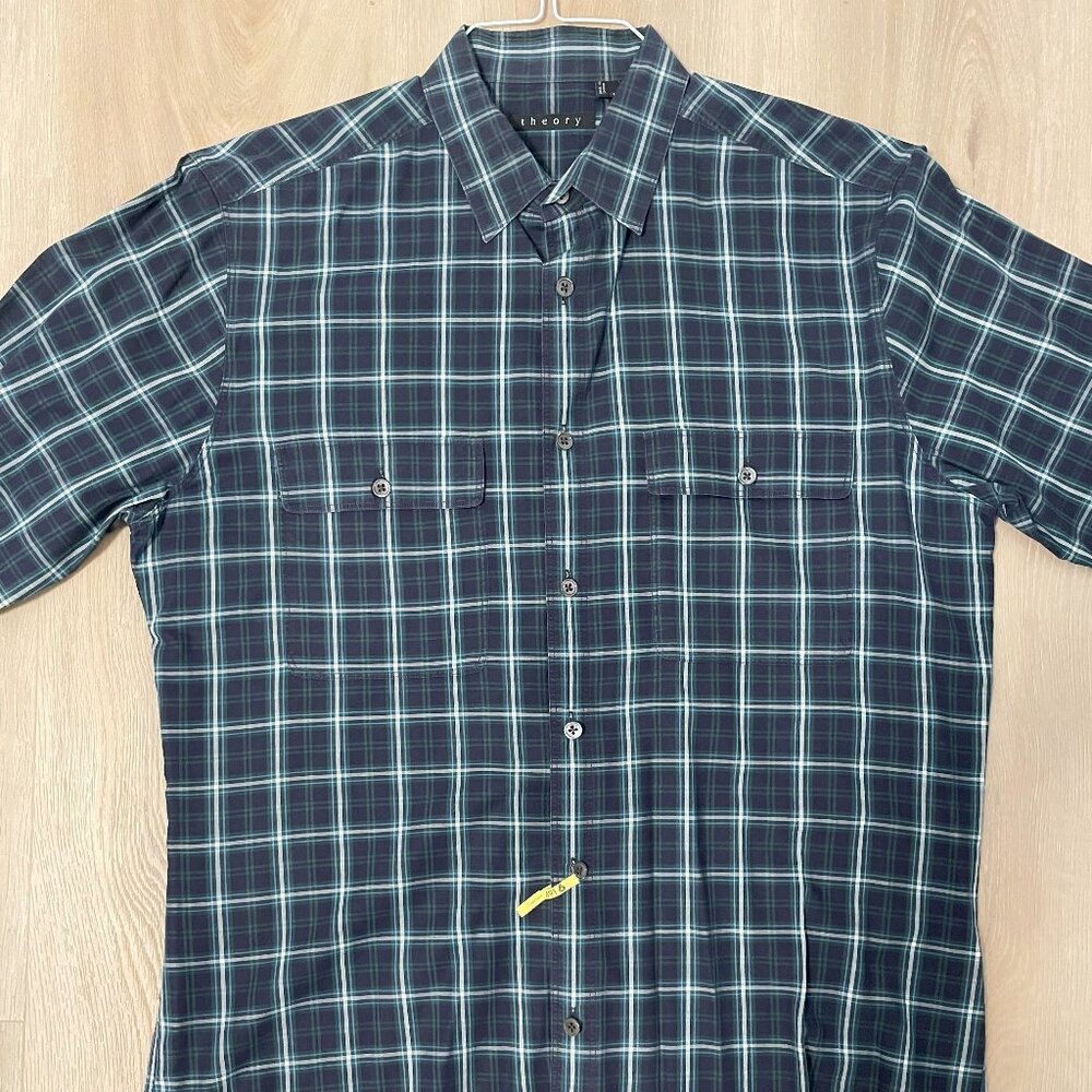 Men’s Theory Button Up Long Sleeve Dress Shirt Size Medium